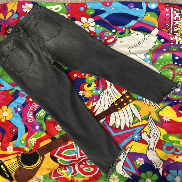 Project Runway distressed gray jeans size 14 EUC - Picture 8 of 13